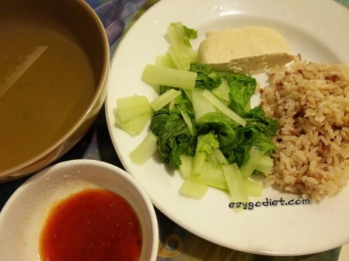 ข้าว + เต้าหู้ + ผักลวก